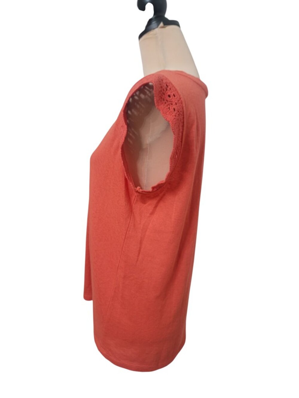 Loft Size L Red-Orange Poppy Scoop Neck T-Shirt with Crochet Lace Sleeves - Picture 4 of 12